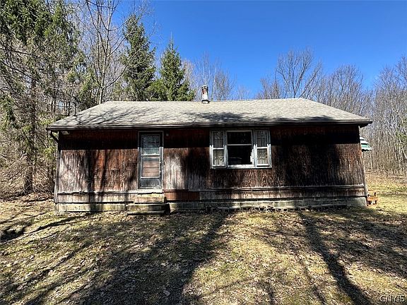 2nd image of 4319 Steenrod Rd