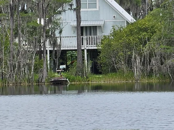 3047 Everest Dr, Chipley, FL 32428