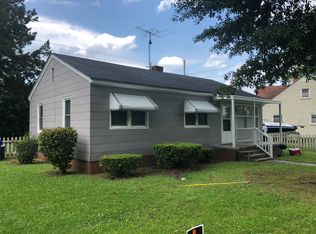2102 N Village Dr, Greenville, NC 27834