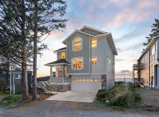 45 NW Harney St, Depoe Bay, OR 97341