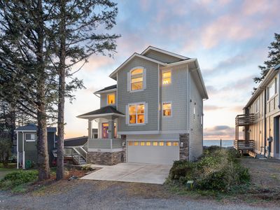 45 NW Harney St, Depoe Bay, OR, 97341
