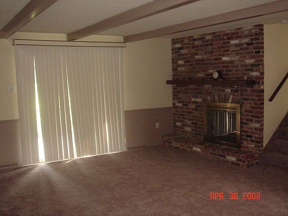 Fireplace in Famiy Rm.