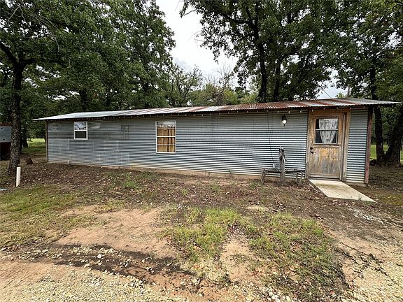 4th image of 3739 County Road 2160