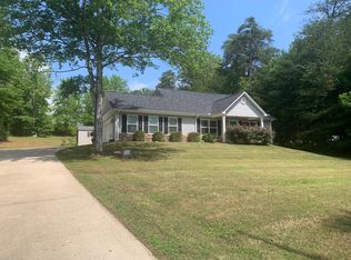 1007 Belue Mill Rd, Landrum, SC 29356
