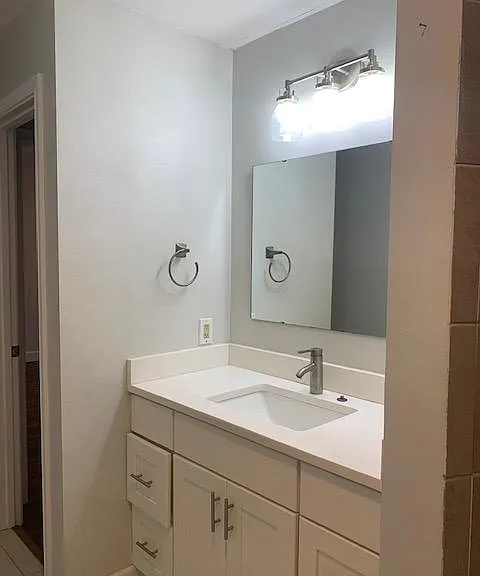 619 Desoto Ln — Photo 20
