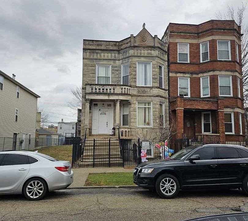 1st image of 1239 S Avers Ave