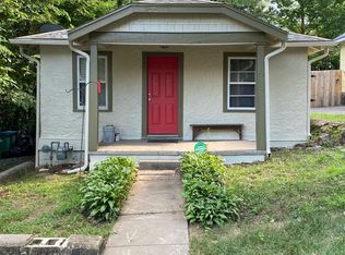 1907 W 47th Ter, Westwood, KS 66205