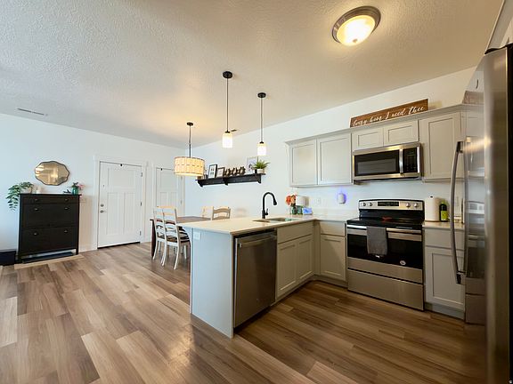 4th image of 3694 W 1800 N Unit 202