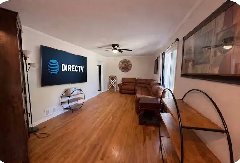 2652 Winthrop Rd — Photo 17