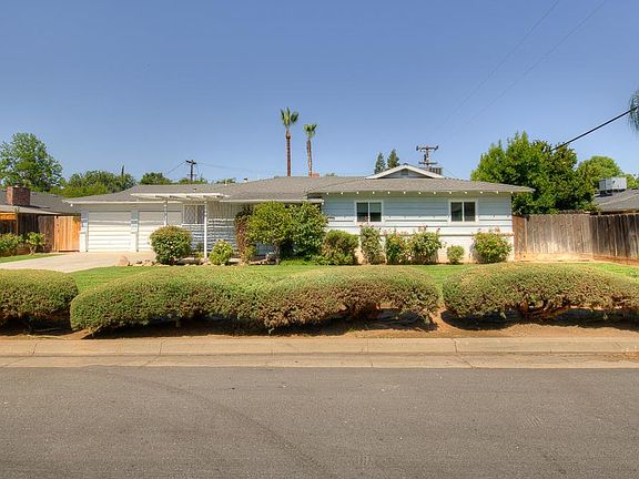 2nd image of 5317 N Del Mar Ave