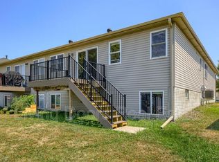 7229 Dorchester Ct, Lincoln, NE 68521