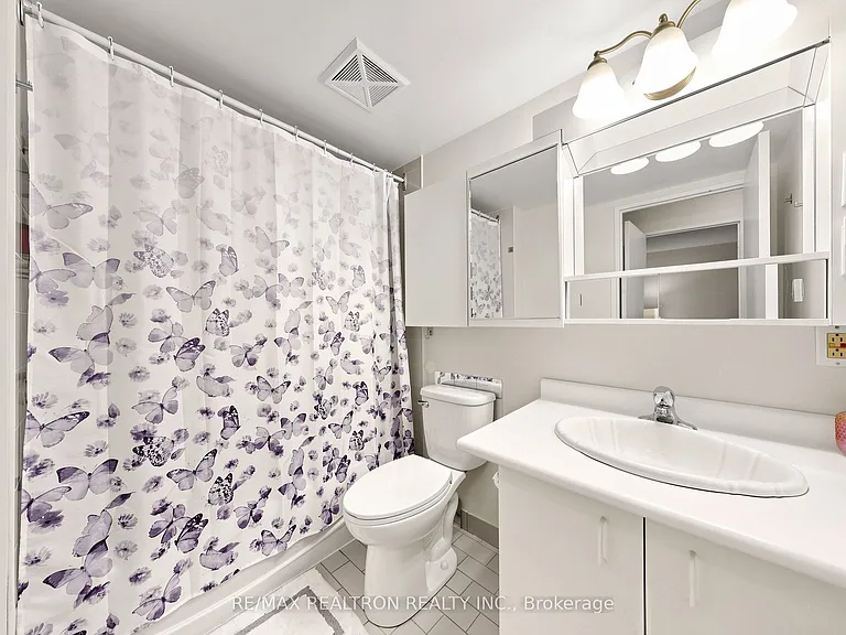 326 Major Mackenzie Dr E #307 — Photo 26