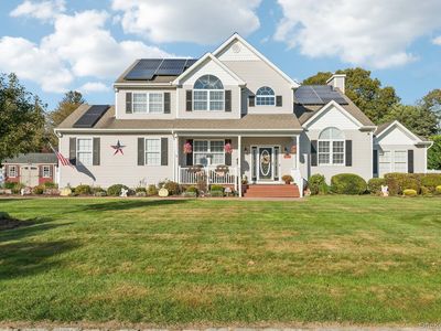 6 Landings Lane, East Patchogue, NY, 11772