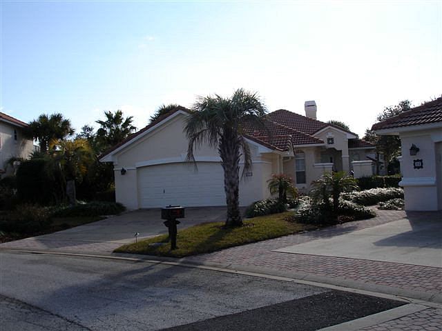 1st image of 28 Marbella Ct