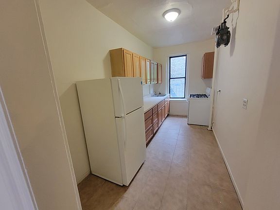 4th image of 3806 Bailey Ave APT B10