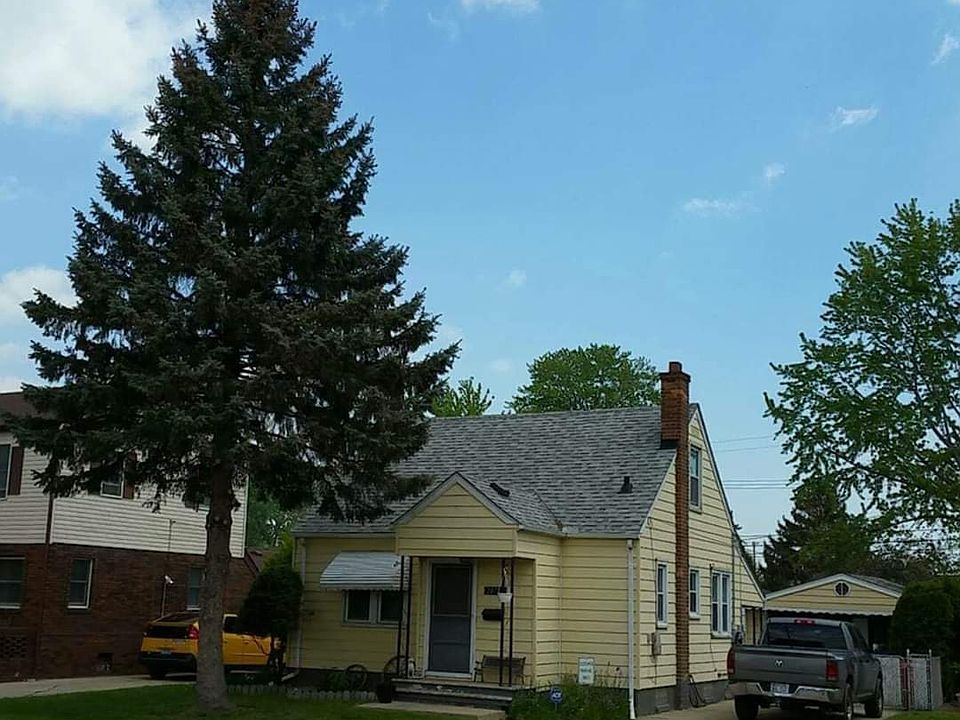 1st image of 28730 Victor St