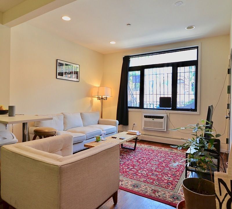 1st image of 164 Herkimer St APT 1