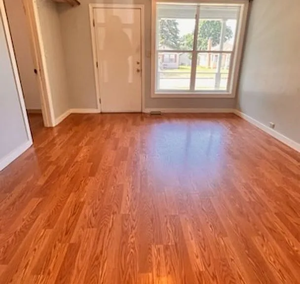 2521-2523 E. Sharp Ave — Photo 3