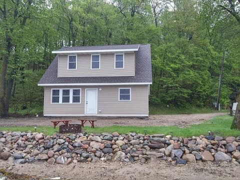 1st image of 13492 Fairhaven Ln