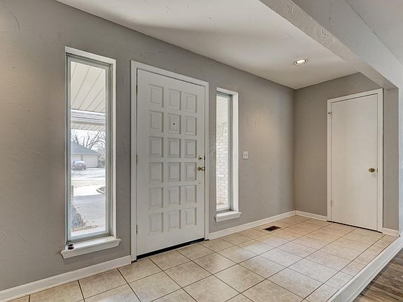 5th image of 805 Owens Ave
