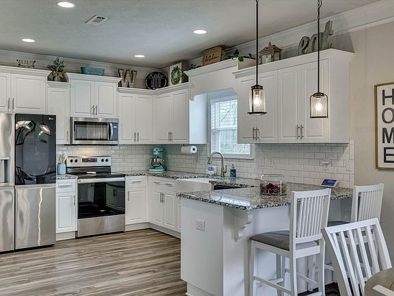 2nd image of 328 Merganser Ct
