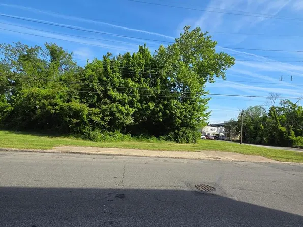 1900 W 3rd St, Chester, PA 19013