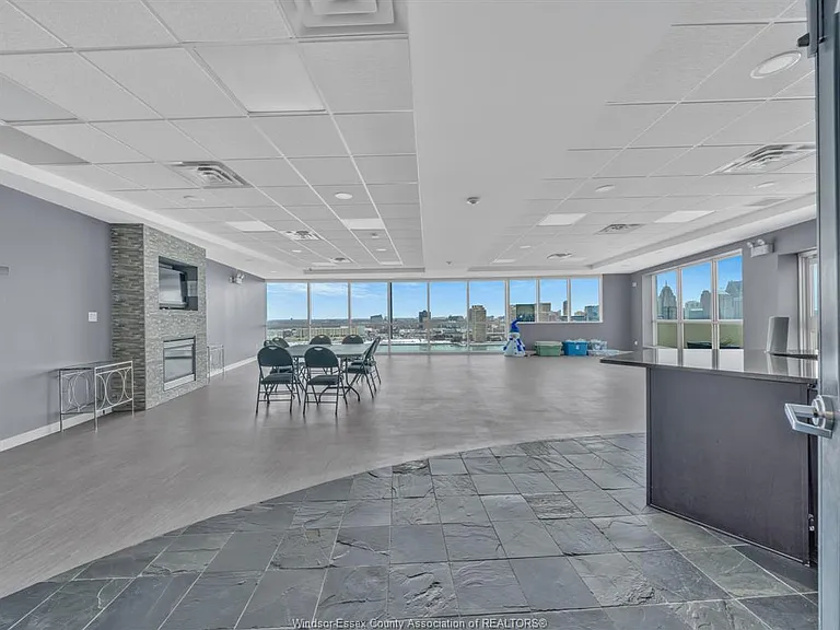 1225 Riverside Dr E #1007 — Photo 25
