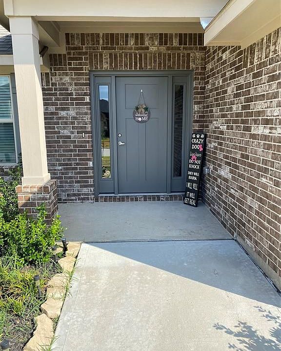 1st image of 304 Terra Vista Cir