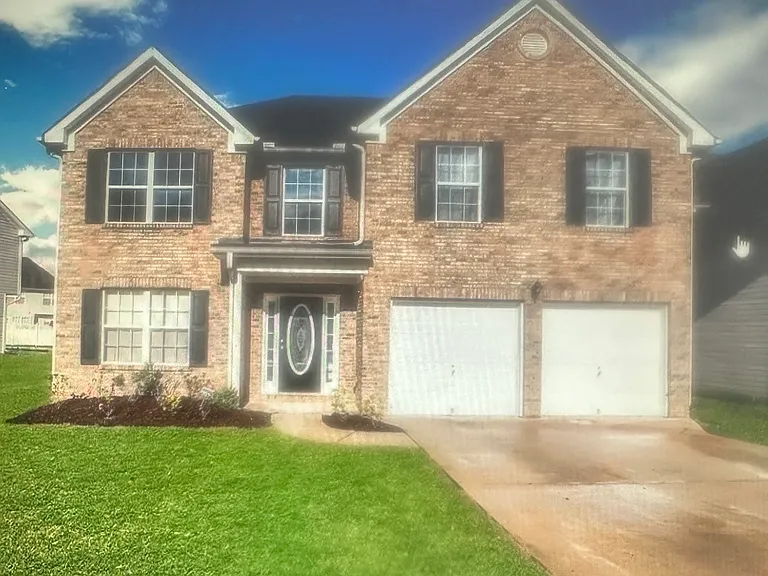 2592 Brookgate Xing — Photo 1