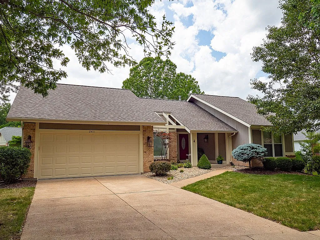 2411 Winter Forest Ct photo 1