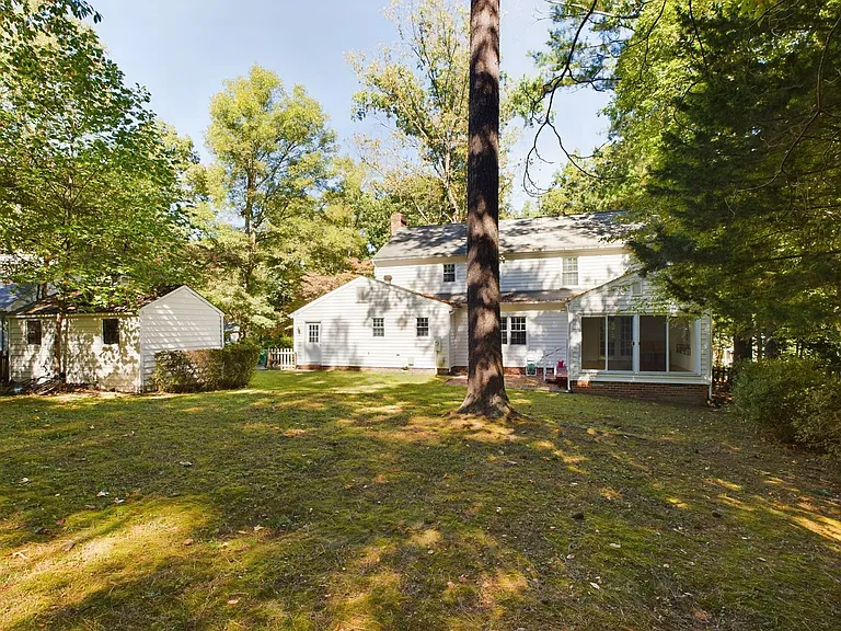 10211 Windbluff Dr — Photo 45