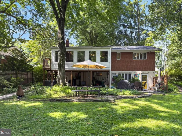 3523 Jean St, Fairfax, VA 22030