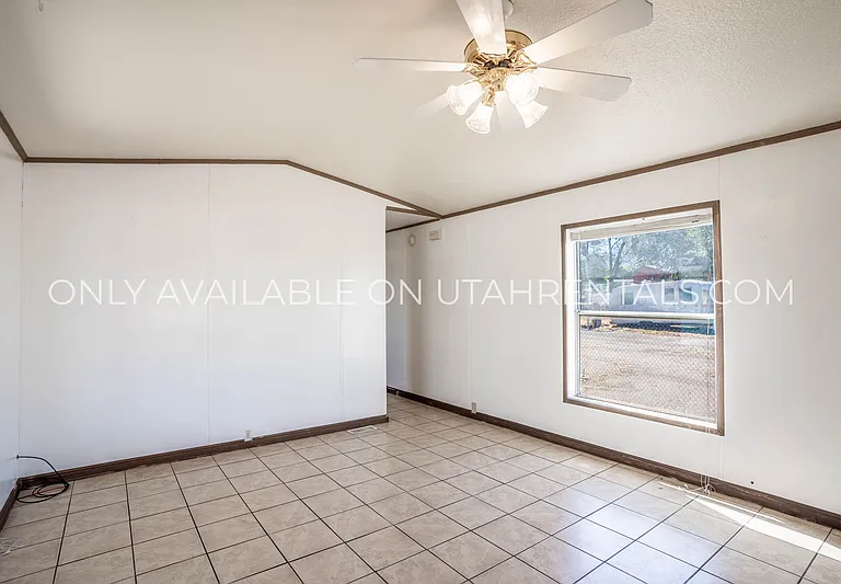 440 W Main St #8 — Photo 6