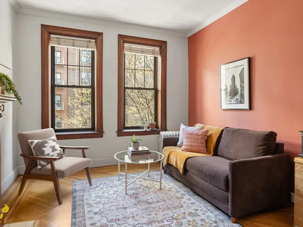 904 Union Street 3A image 2 of 4