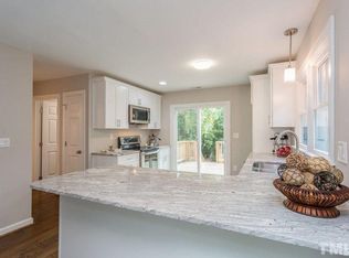 111 Westview Cove Ln, Cary, NC 27513