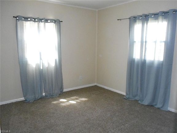 5th image of 1955 Highlawn Ave