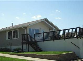 226 N Jefferson Ave, Pierre, SD 57501