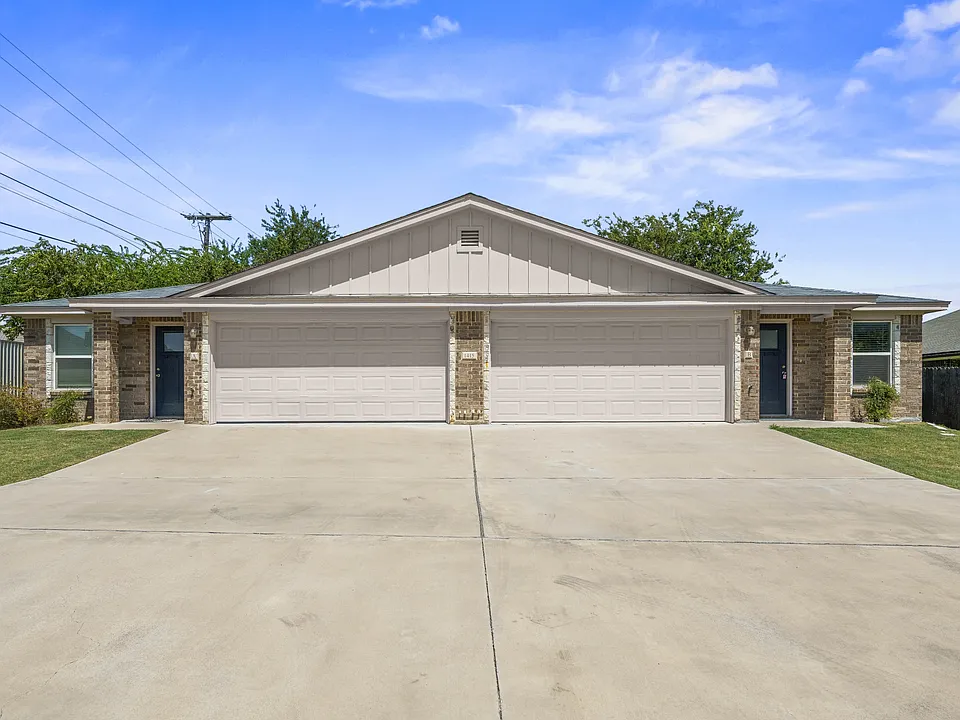 1415 Shoshoni Trl #B