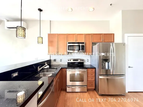 633 McNinch St, Charlotte, NC 28208