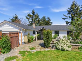 130 Heritage Dr, Nanaimo, BC V9V 1H8