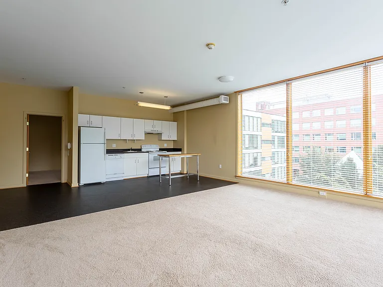 Cayuga Lofts — Photo 13