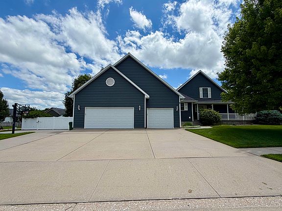 3rd image of 5817 O Avenue Pl
