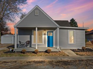 206 W Main St, Chalmers, IN 47929