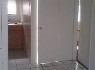 6109 S Hoover St, Los Angeles, CA 90044