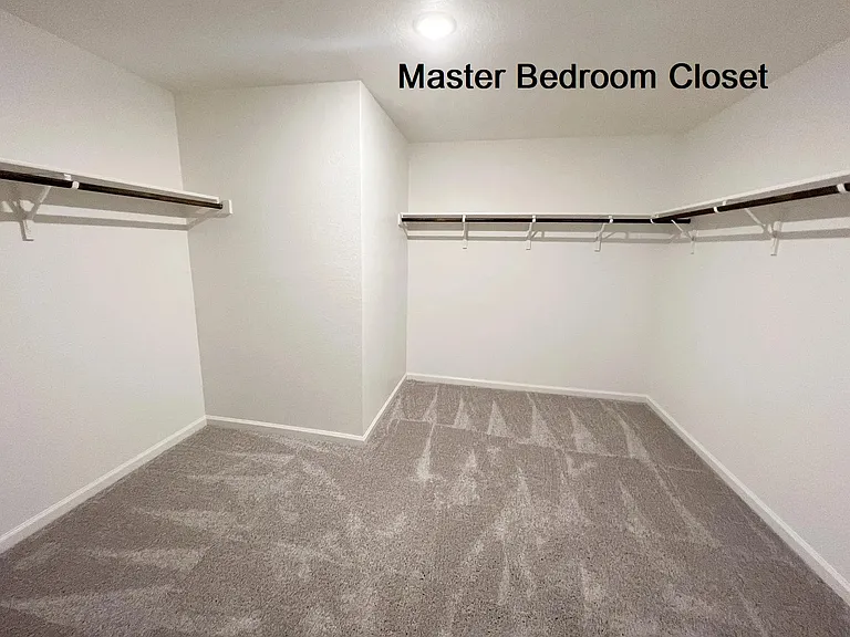 212 Savannah Way — Photo 18