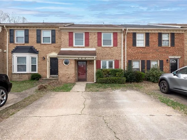 323 Paxford Dr, Virginia Beach, VA 23462
