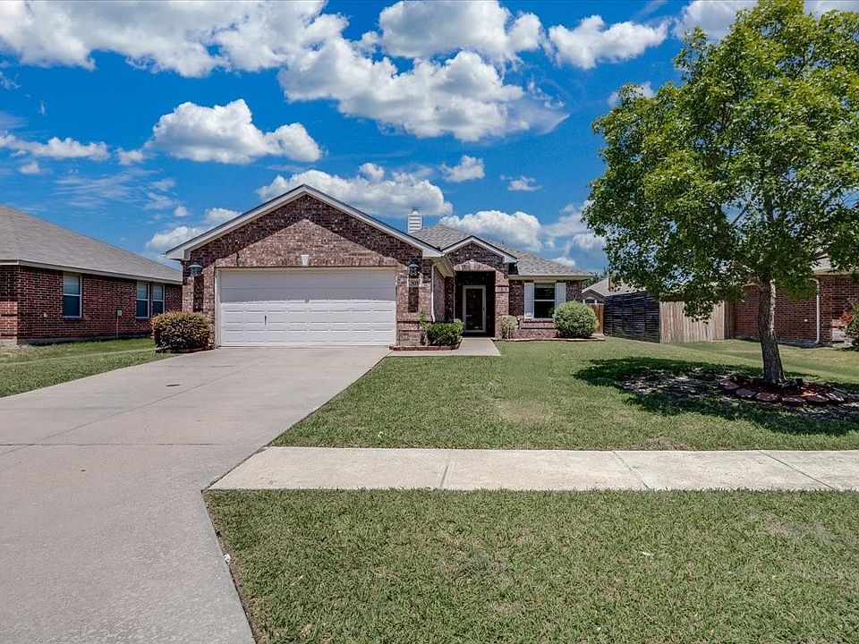 1st image of 308 Long Prairie Dr