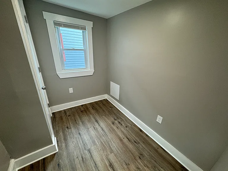 149 E Federal St — Photo 7