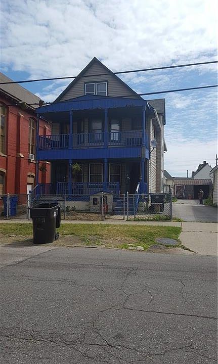 1st image of 1573 E 36th St