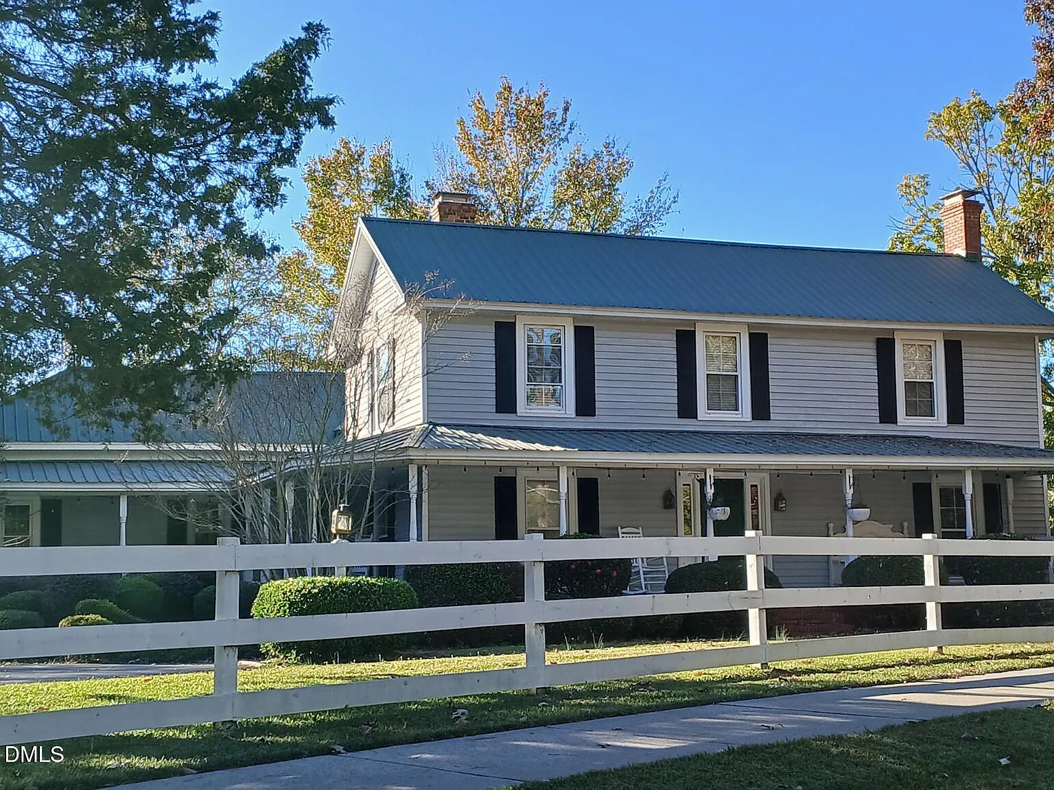 Enjoy Farmhouse Living — Photo 2